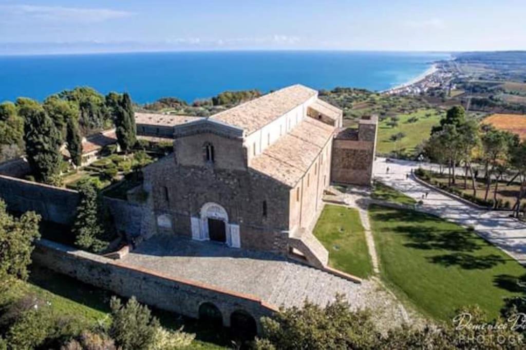 Casa Titti. Intero Appartamento - Фоссачезия Экстерьер фото